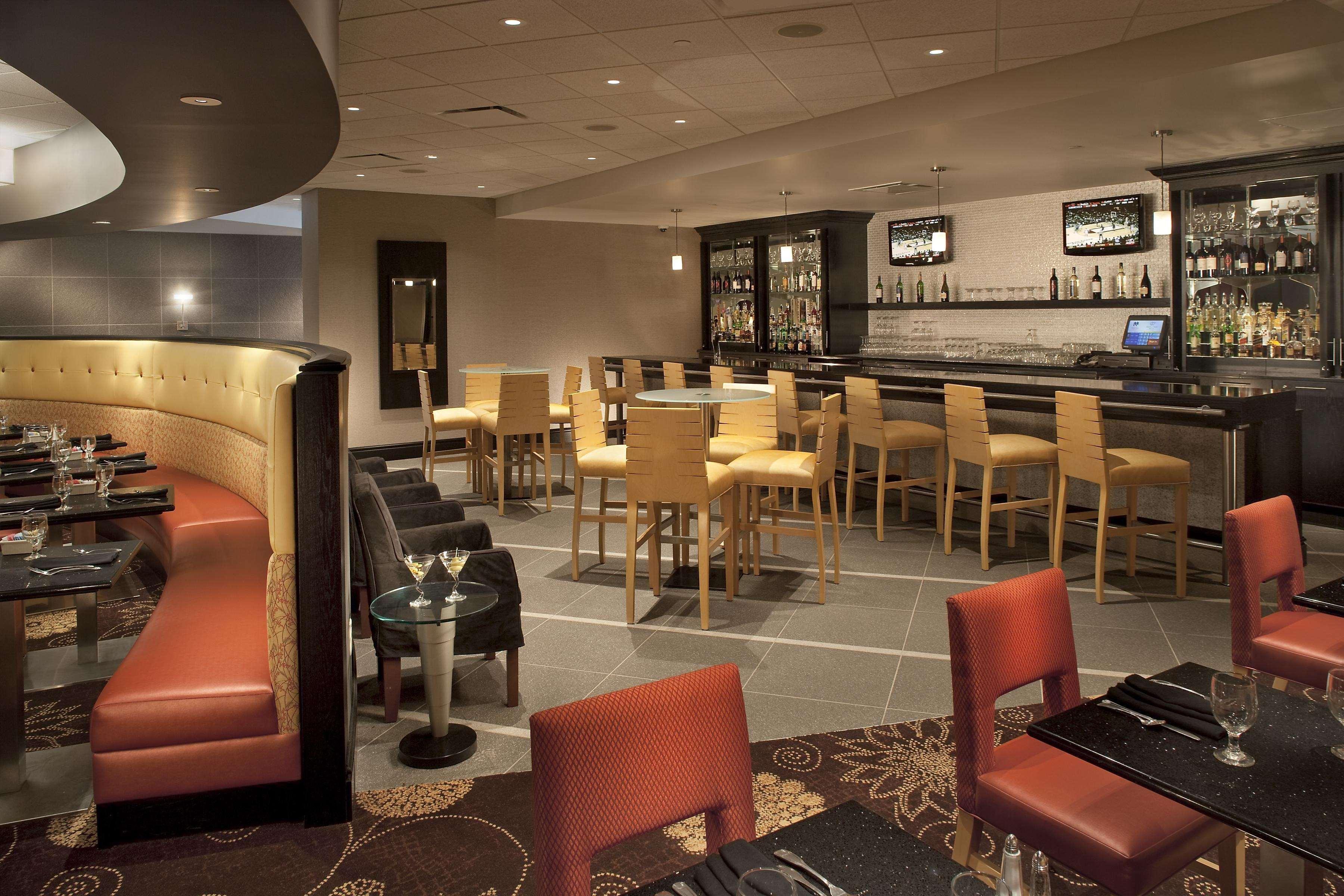 Doubletree By Hilton Pittsburgh Convention Center Hotel 4*