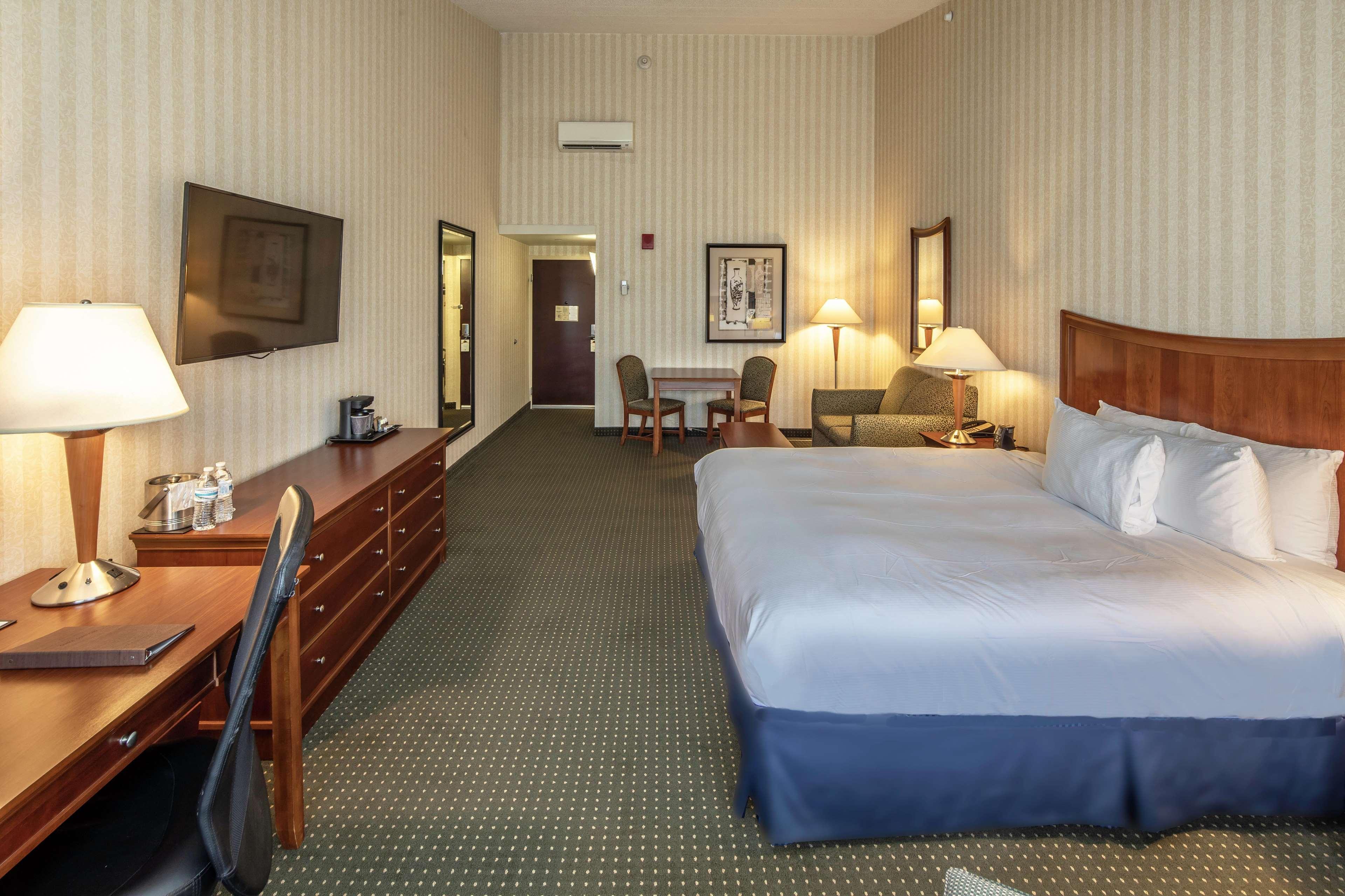Doubletree By Hilton Pittsburgh Convention Center 4*